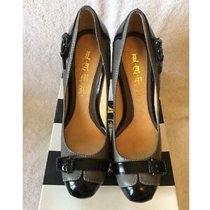 L.A.M.B. LAMB Kochi Leather Buckle Accent Pump Stilettos Heels Size 9